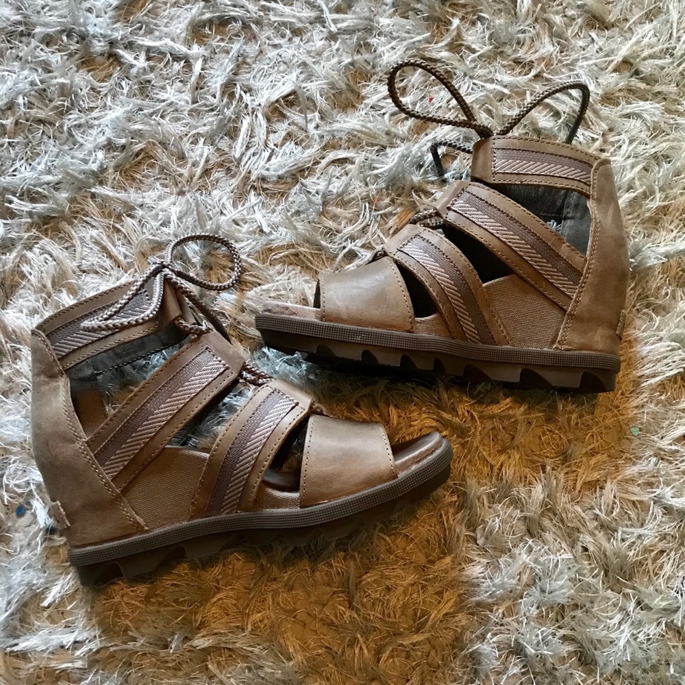 Sorel wedge sandals